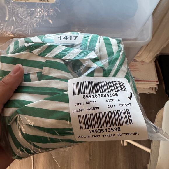 Madewell Poplin Easy Y-Neck Button-Up Shirt WMNS L Green White Sriped NU737 LS - Picture 8 of 8